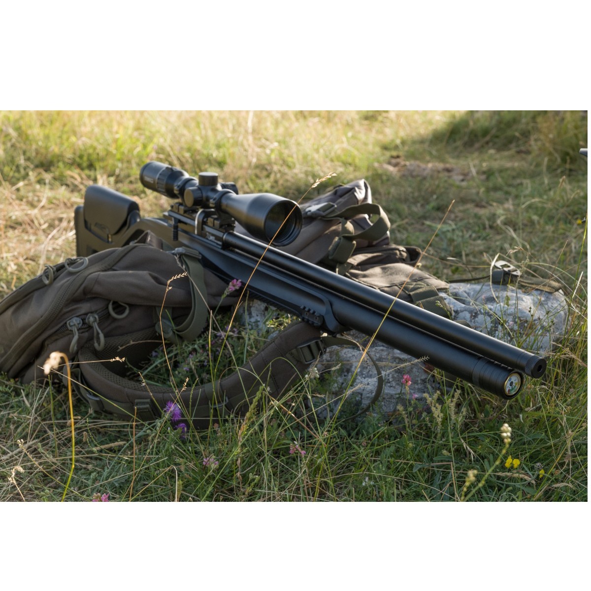 Stoeger XM1 Ranger Carbon PCP luftgevär Combo 4,5 mm