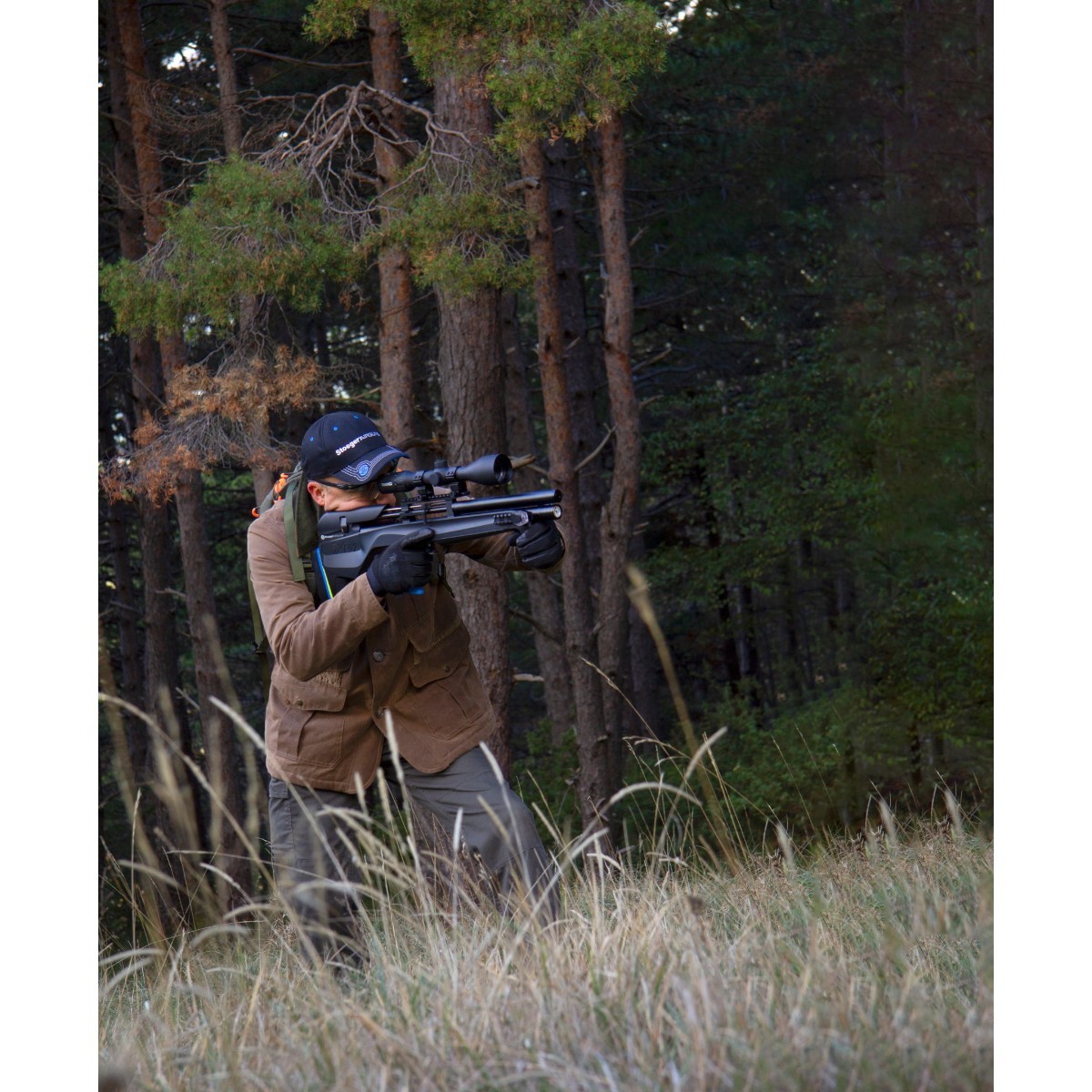 Stoeger XM1 Bullpup PCP luftgevär Combo 4,5 mm - 3-9x40 AO + 2 magasin