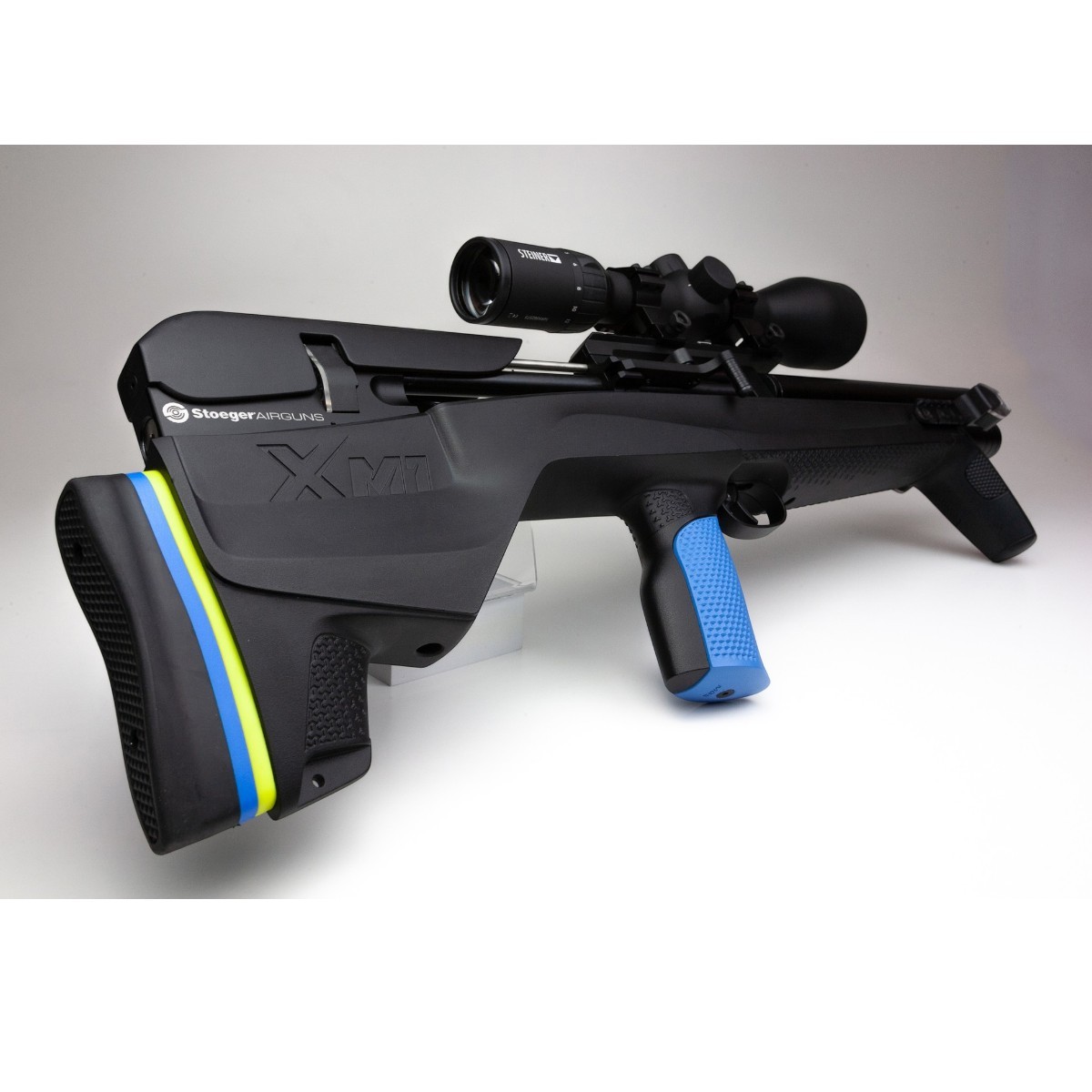 Stoeger XM1 Bullpup PCP luftgevär Combo 4,5 mm - 3-9x40 AO + 2 magasin
